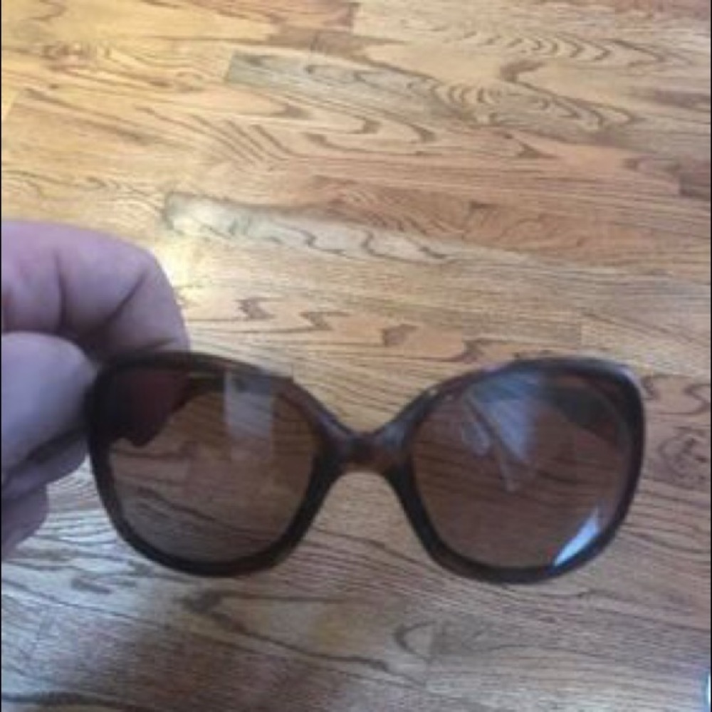 Oakley women’s sunglasses
